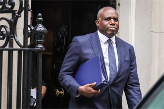 Justice secretary launches investigation into prison release errors