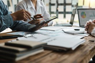 How can government get the best value from using consultants?