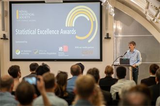 DWP teams take home award for work to improve poverty and incomes stats