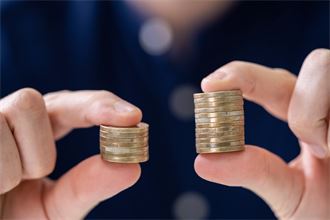 Pay gap between civil service and NHS 'utterly absurd', says ex-senior civil servant and ICB chief