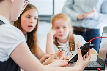 Meet the winners of the Vodafone Techstarter Award 2018/19