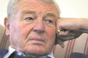 Ashdown: ideas vacuum in politics