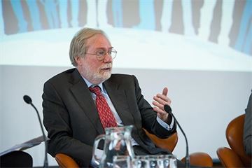 Performance-related pay 'damages morale without improving outcomes', academics warn