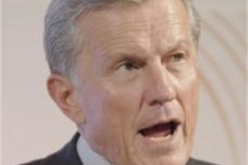 NAO calls for more access to outsourcing firms