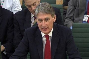 Hammond hits back at accusations that MoD suppresses information and stifles debate
