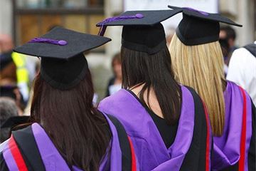 Civil service growing in popularity among university graduates