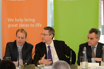 'Use research in daily work'