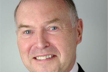 Arrivals, moves and departures, April 2013