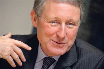 Normington calls for pay flexibility to attract top talent