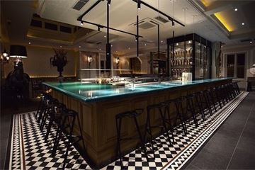 Restaurant: Yashin Ocean house