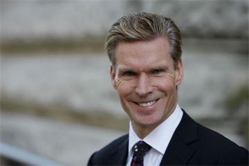 Chief operating officer Stephen Kelly resigns