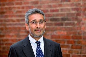 Looking across: Atam Verdi