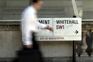 Top civil servants should stay put, say ex-Whitehall bosses