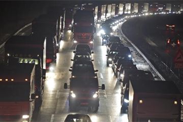 Government to welcome 140 plug-in vehicles in commitment to 'going green'