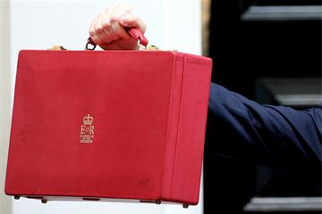 Budget 2015: George Osborne unveils online tax returns in HMRC digital push