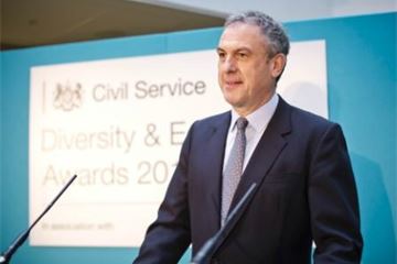 Simon Fraser reveals no women on shortlist for FCO perm sec role