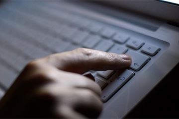 Opinion: Why civil servants shouldn’t check their emails on holiday