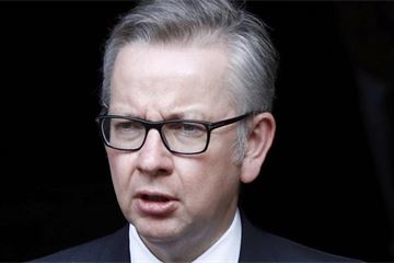 Gove to meet unions after claiming some flexi-working civil servants clock off on Wednesdays