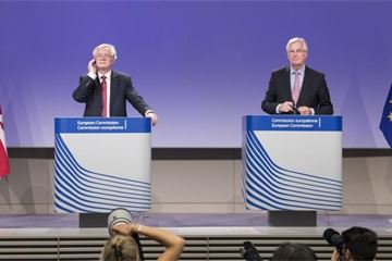 Brexit talks resume in Brussels