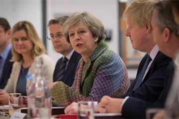 Government to table fresh Brexit customs proposals in bid to break Irish deadlock