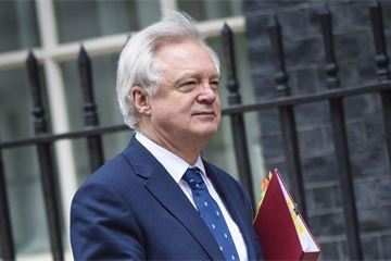 Government expects Brexit Irish border backstop will not be needed beyond 2021