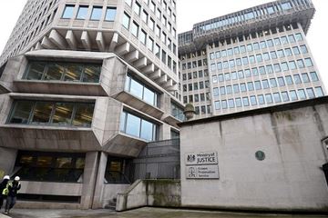 Outsourced support staff at MoJ and BEIS to strike over pay