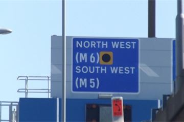 Move staff outside London to ensure industrial strategy benefits regions, BEIS told