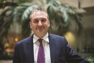 Government has relied on civil servants not moving jobs to retain knowledge, admits policy chief