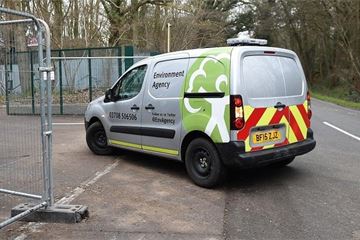 Staff start work-to-rule campaign in Environment Agency pay dispute