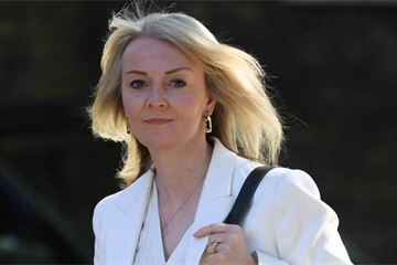 Treasury confirms talks with unions after losing pension reform ruling