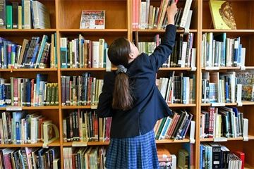 Main political parties ‘unlikely to deliver’ on education pledges, leading think tank says