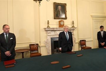 Sedwill tells civil servants to ‘keep up the effort’ tackling Covid-19 – as it emerges he had the virus