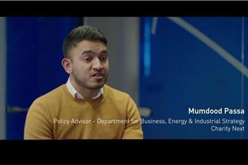 BEIS official wins leadership award