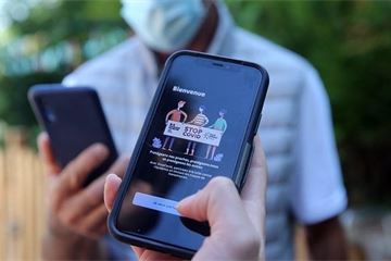 Coronavirus: NHS contact tracing app ‘not a priority’ and may not be ready until winter, minister says