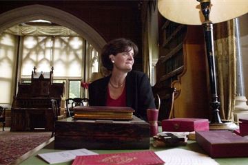 NAO names next chair