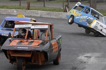 Unions blast Defra's 'bargain basement' pay offer