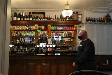 Coronavirus restrictions: Labour calls for ‘circuit breaker’ lockdown as local leaders demand Treasury support