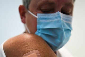 Vaccine task force signs £670,000 deal for PR consultants who 'duplicate' BEIS press officers