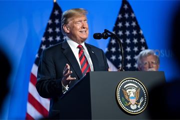 Populists in power: the impact on public administration