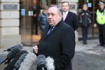 Civil service should not lead harassment investigations into former Scottish Government ministers, says review