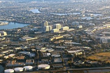 Government seeks official to manage relationship with tech titans