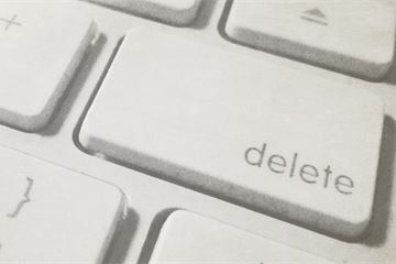 Government facing legal challenge as DCMS admits use of automatically deleting messages