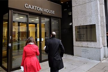 DWP ‘pledges no mass return to the office’