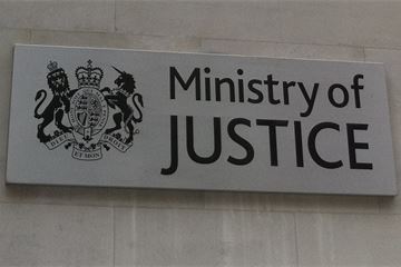 MoJ offers 9.9% three-year pay deal in return for overtime cuts and standard hours