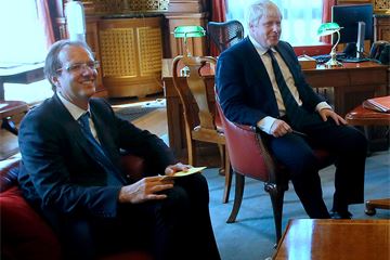 Senior civil servant among top Boris Johnson aides quitting No.10