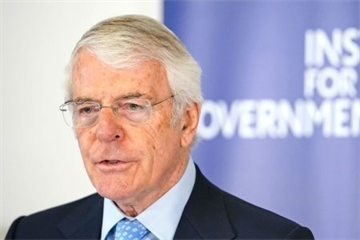 Treating civil service as hostile is 'foolish and wrong', ex-PM John Major warns ministers