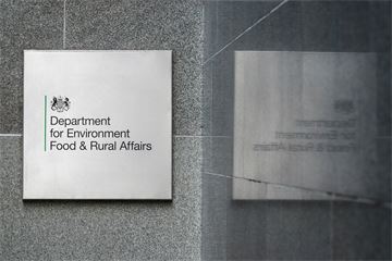 Defra announces hiring freeze