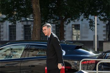 Cabinet Office survey reveals steep drop in staff wellbeing and trust in leadership