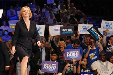 Truss refuses to commit to appointing independent ethics adviser