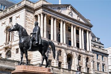 Bank of England warns of 'risk to UK financial stability' in emergency intervention